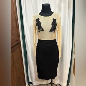 Playful promises lace appliqué Long Sleeve Dress size M